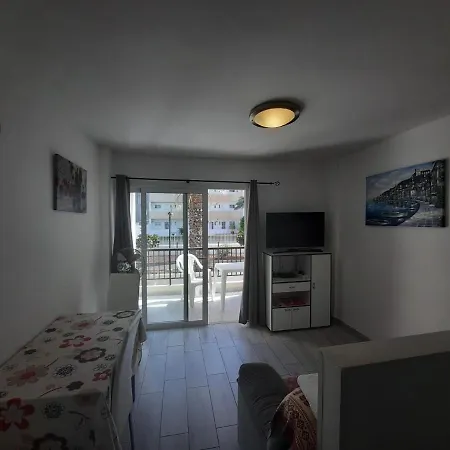 Estudio Edificio El Dorado * Плая-де-лас-Америкас